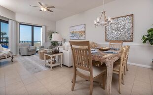 Phoenix Vi 6113 3 Bedroom Condo