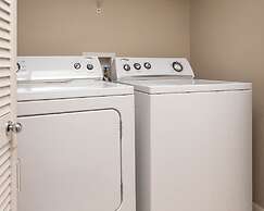 Phoenix Vii 71407 1 Bedroom Condo