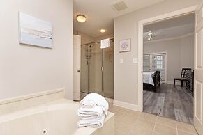 Phoenix West 1904 3 Bedroom Condo