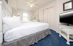 Phoenix Vii 7417 3 Bedroom Condo