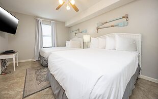 Phoenix V 201 3 Bedroom Condo