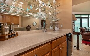 Phoenix West 2204 3 Bedroom Condo