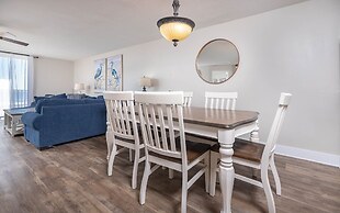 Phoenix Iv 4023 3 Bedroom Condo