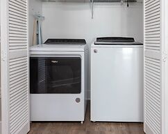 Phoenix Iv 4023 3 Bedroom Condo