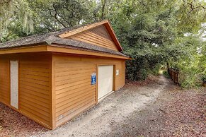 5d Amelia Landings 2 Bedroom Condo by RedAwning