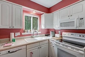 5d Amelia Landings 2 Bedroom Condo by RedAwning