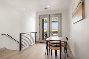 Lagoon Vibes 4 Bedroom Townhouse