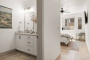 Lagoon Vibes 4 Bedroom Townhouse