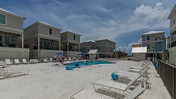 West Side Cottages N 3 Bedroom Home by Redawning