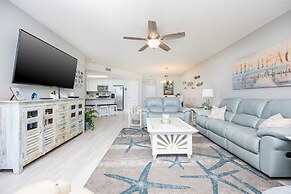 Phoenix Viii 8604 3 Bedroom Condo