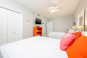 Phoenix Viii 8604 3 Bedroom Condo