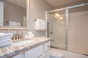 Phoenix Viii 8604 3 Bedroom Condo