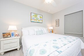 Phoenix Viii 8604 3 Bedroom Condo