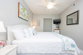 Phoenix Viii 8604 3 Bedroom Condo