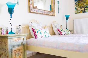 Seafront Luxury Villa w 3-en Suite BR BBQ