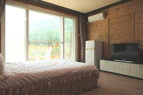 Gapyeong Ongdalsam Pension