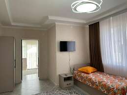 Guest House Zhemchuzhina