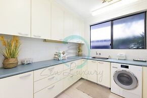 ZENLUX INFINITY - 4BR with Private Pool