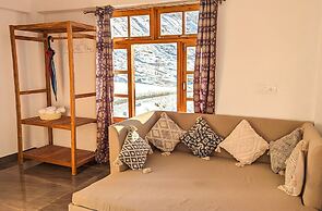 Moustache Koksar Luxuria