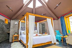 Moustache Koksar Luxuria