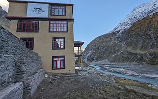 Moustache Koksar Luxuria