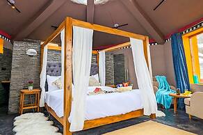 Moustache Koksar Luxuria