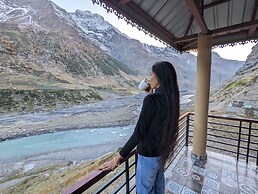 Moustache Koksar Luxuria