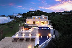 Crystal Besso Shirahama