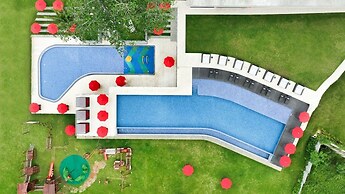 Aston Serang Hotel & Convention Center