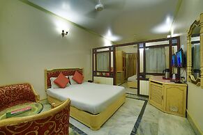 Hotel Samrat International