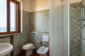 Maragani Beach Rooms & Breakfast