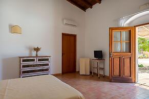 Maragani Beach Rooms & Breakfast