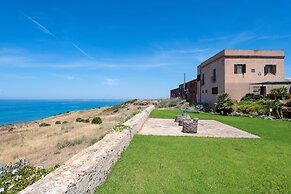 Maragani Beach Rooms & Breakfast