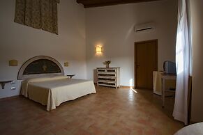 Maragani Beach Rooms & Breakfast