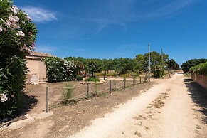 Maragani Beach Rooms & Breakfast