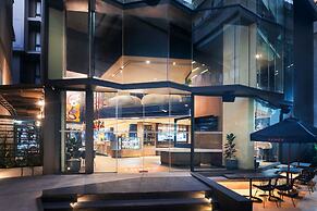 Lumen Bangkok Udomsuk Station