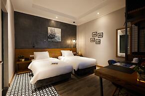 Hanoi Calido Hotel
