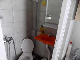 VS studios Single Room Private Bathroom