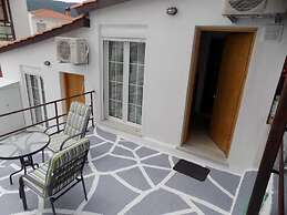 VS studios Single Room Private Bathroom