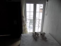 VS studios Single Room Private Bathroom