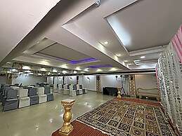 Goyal Hoteliers - The Hotel Samovar