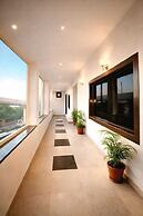 Goyal Hoteliers - The Hotel Samovar