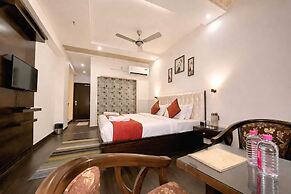 Goyal Hoteliers - The Hotel Samovar