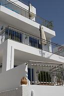 Sunorama Apts-studios by the sea