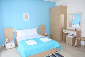 Sunorama Apts-studios by the sea