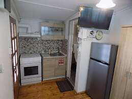 VS studios Triple Room with Bathroom