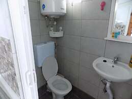 VS studios Triple Room with Bathroom