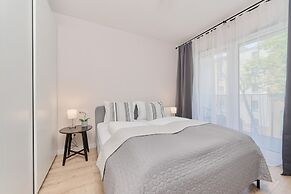 Elegant Apartment Kosciuszki by Renters