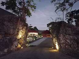 Hotel Bukit Indah Saumlaki by LeGreen