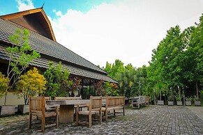 Hotel Bukit Indah Saumlaki by LeGreen